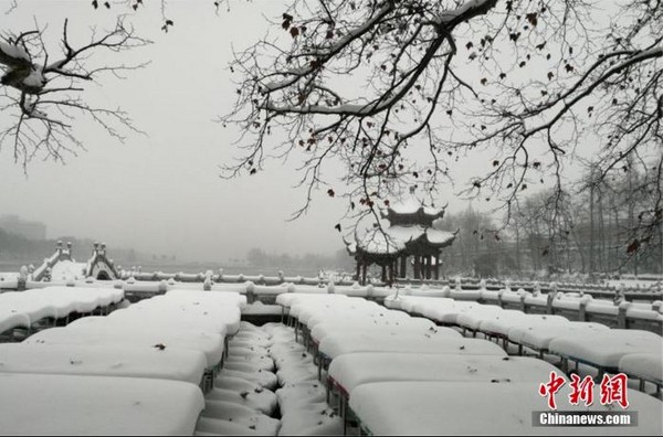 ▲▼湖北連3日降雪，51萬人受災。（圖／中新網）