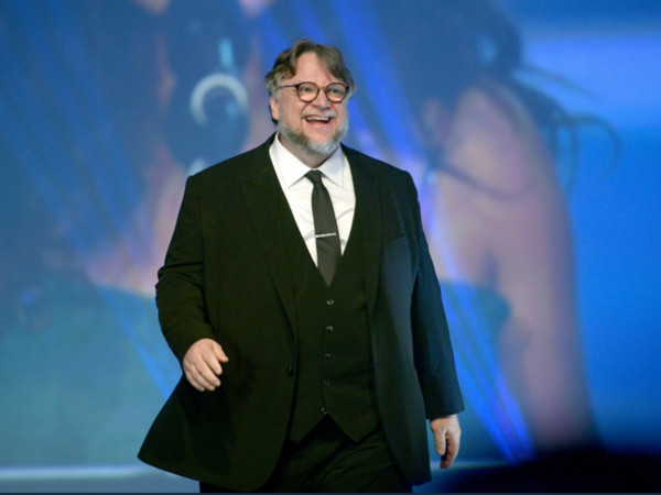 2018第75屆金球獎最佳導演吉勒摩戴托羅（Guillermo del Toro）《水底情深》。（圖／翻攝自推特）