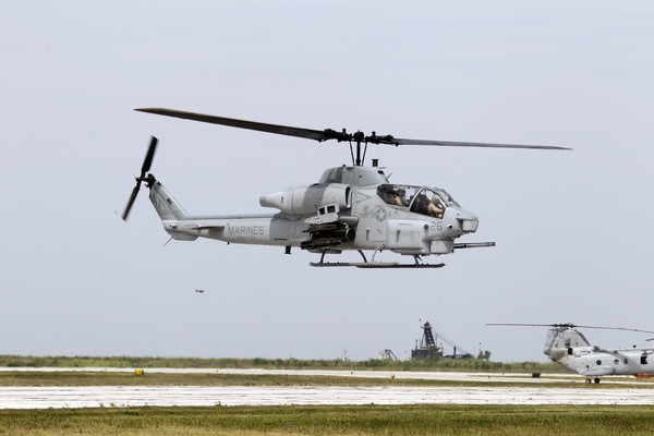 ▲▼美軍AH-1「眼鏡蛇」攻擊直升機。（圖／達志影像／美聯社）