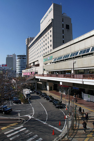 ▲▼神戶市JR三之宮（三ノ宮）車站。(圖／翻攝自維基百科）