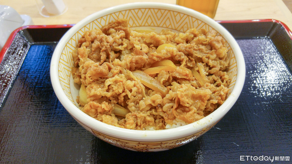 日網紅來台「朝聖連鎖丼飯店」驚喜：比日本還要讚！一票人點頭