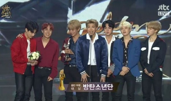 ▲防彈少年團終止EXO紀錄獲得金唱片「唱片部門」大賞。（圖／翻攝自JTBC）