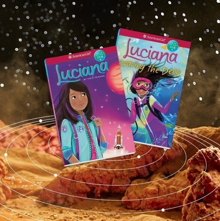 ▲▼2018年美國女孩洋娃娃出爐，「她」是11歲的智利裔美國女孩盧西安娜（Luciana Vega），夢想是成為第一位到火星上的人類。（圖／翻攝自IG／americangirlbrand）