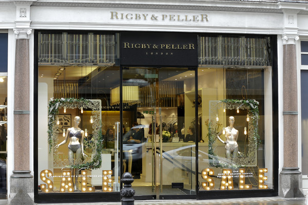 ▲▼英國精品內衣品牌Rigby&Peller長期供應王室成員貼身衣物。（圖／達志影像／美聯社）