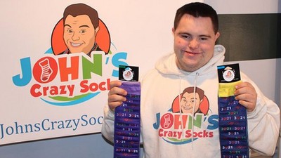 唐氏症男孩年收4千萬　賣襪子盈餘做慈善　父：唐氏症從不是阻礙
