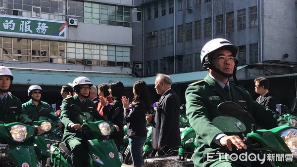 ▲▼中華郵政郵差送信改騎電動機車。（圖／記者賴文萱攝）