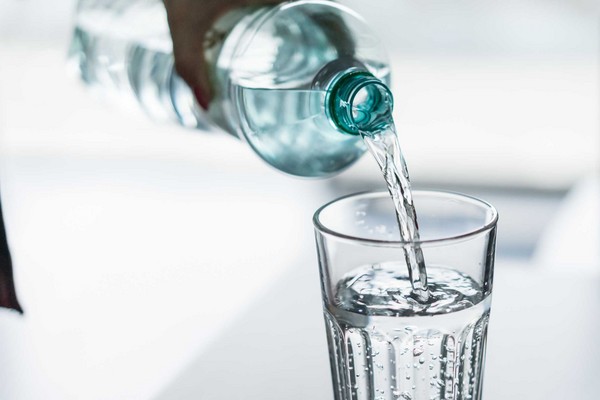 ▲蒸餾水,純水,寶特瓶,瓶裝水,奶瓶。（圖／翻攝自pixabay）