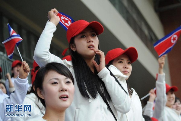▲▼北韓美女啦啦隊,2013天津東亞運動會。（圖／翻攝自新華網）