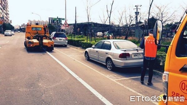 ▲桃園市結合「科技執法」掃蕩境內註銷車牌車輛，立馬見效。（圖／交通局提供）