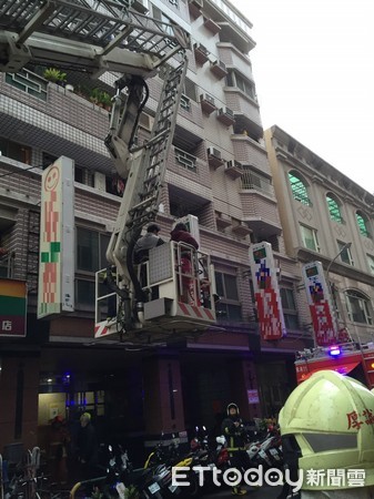 台中東區東南街火災，老夫妻行動不便活活被燒成焦屍。（圖／記者莊雅婷翻攝）
