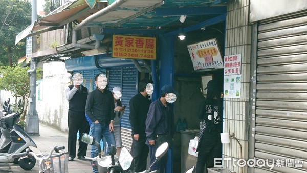 ▲黃記皇家香腸。（圖／記者黃士原攝）