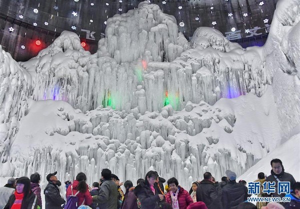 ▲▼北京延慶龍慶峽第32屆冰燈藝術節在今日正式開幕。（圖／翻攝自新華網）