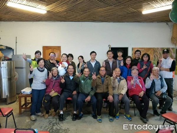 「海稻田」如今已為石梯坪代表地景之一，20多年前，花、東海岸稍有腹地之處，幾乎都是層疊的古老水梯田，稻浪與海浪共舞的壯闊畫面讓東海岸的臨海梯田成為台灣獨一無二的臨海梯田。（圖／花蓮林管處提供）