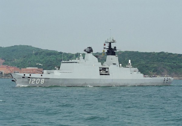 台湾康定级护卫舰升级图片