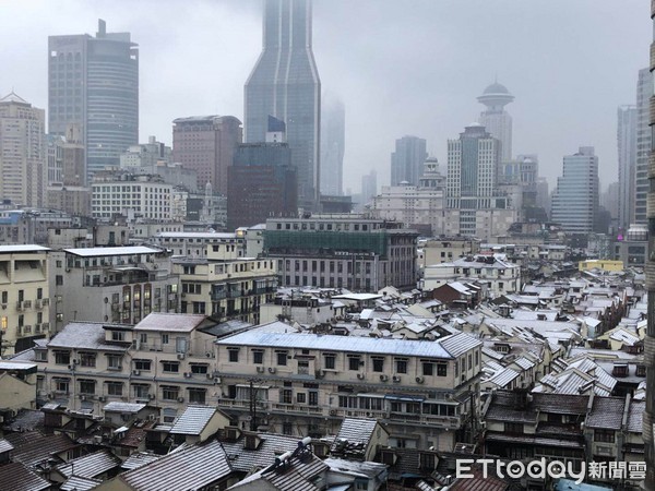 ▲上海大雪 。（圖／記者周怡德攝）