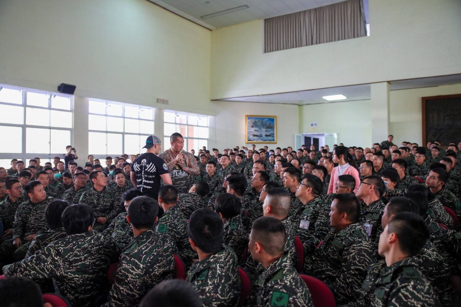 館長回娘家海軍陸戰隊指揮部演講。（圖／翻攝海軍陸戰隊臉書）