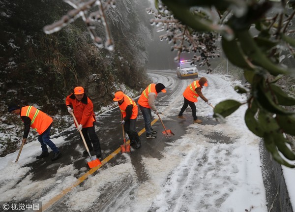 ▲工業鹽,融雪,雪,積雪。（圖／視覺中國）