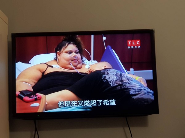 丹尼婊姐看《沉重人生》。（圖／翻攝自丹尼婊姐臉書）