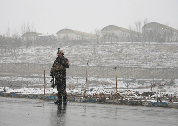 ▲▼ 阿富汗喀布爾（Kabul）法希姆元帥大學（Marshal Fahim military academy）驚傳爆炸槍響，造成11死16傷。伊斯蘭國(IS)坦承犯案。（圖／路透）