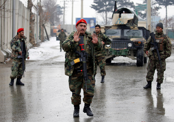 ▲▼ 阿富汗喀布爾（Kabul）法希姆元帥大學（Marshal Fahim military academy）驚傳爆炸槍響，造成11死16傷。伊斯蘭國(IS)坦承犯案。（圖／路透）