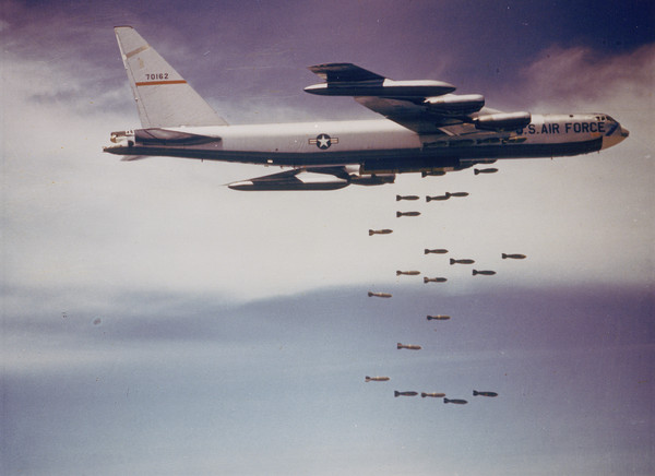 ▲▼B-52同溫層堡壘轟炸機,1960。（圖／翻攝自美國空軍官網）