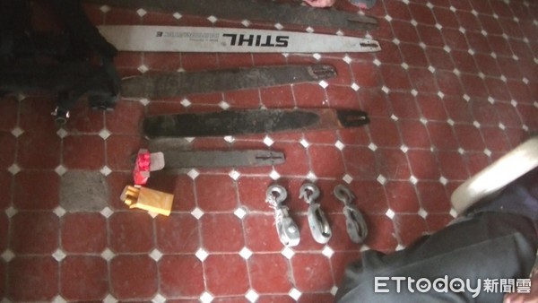 台東林管處會同保七總隊第九大隊成立專案小組，歷經一年的追查及連結，終於掌握足夠事證，並以一盒黃色粉筆突破呂姓心防坦承犯行，全案依違反森林法移送台東地方法院檢察署偵辦。（圖／保七總隊提供）