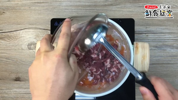 【毛爸鮮食提案】輕鬆上桌輕鬆煮，汪汪最愛的－蔬菜豬肉煮！（圖／毛起來 MaoUp）