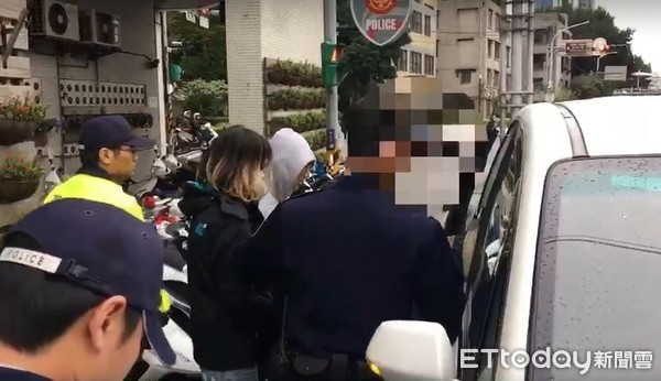 ▲▼林男不滿與懷孕的妻子被按喇叭，與另一方3人遭街頭大打出手。（圖／記者陳豐德翻攝）