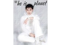 「天使系美男」艾哈邁德的超凡氣質讓人難以直視。(圖／取自網路)