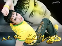 「天使系美男」艾哈邁德的超凡氣質讓人難以直視。(圖／取自網路)