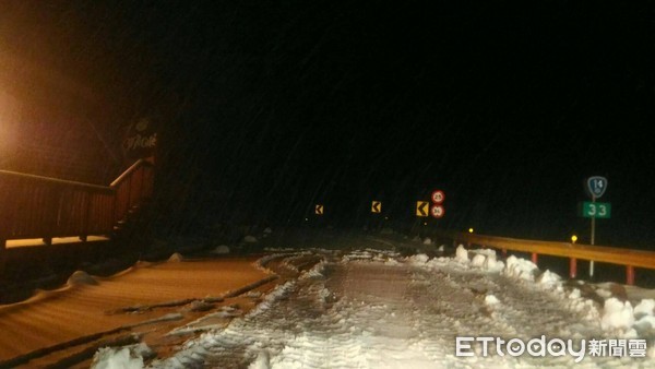 ▲▼合歡山一夜大雪。1月31日。（圖／記者莊雅婷翻攝）