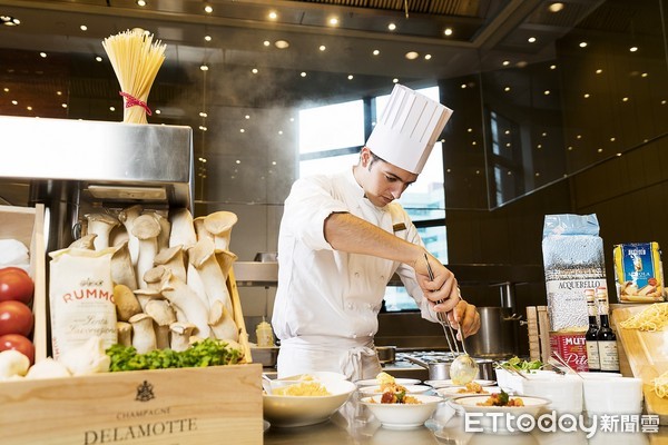 ▲台北文華東方酒店決定於Bencotto 義式餐廳推出週末「義」起早午餐吧！全新自助餐。（圖／記者黃士原攝）
