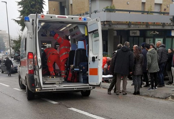 ▲▼義大利中部Macerata發生槍擊案，6名傷者都是非裔人士，28歲槍手被逮。（圖／達志影像／美聯社）