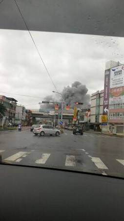 頭城民宅火警，目前3人送醫急救。（圖／翻攝自頭城二三事臉書）