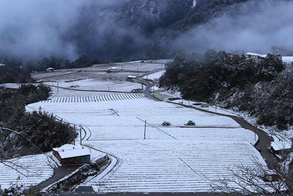 宜蘭南山部落也下雪了 村莊化成 日本童話小屋 Ettoday旅遊雲 Ettoday新聞雲