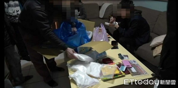 ▲苗栗縣警方5日宣布破獲隱身台中市社區透天厝的一粒眠加工混合分裝場。（圖／苗栗縣警局提供）