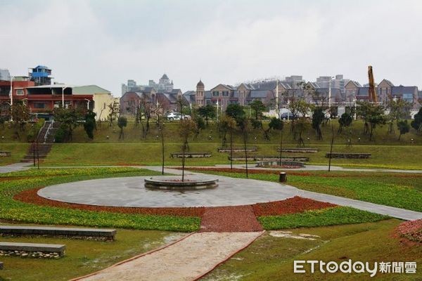 ▲鄭文燦指出，風禾公園原為防災型公園，市府將活化其景觀休閒功能。（圖／桃園市政府提供）