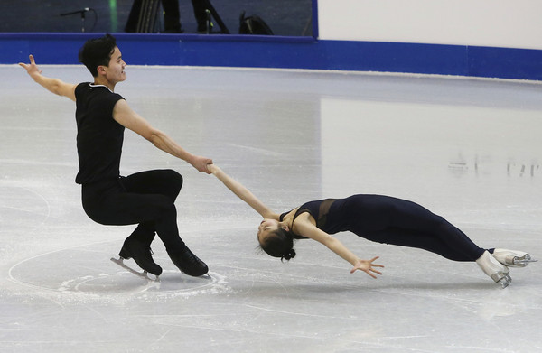 ▲▼ 北韓花式溜冰雙人組金柱希（Kim Ju-Sik）和廉太鈺（Ryom Tae-Ok）。（圖／達志影像／美聯社）