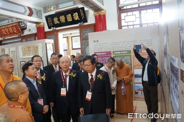 ▲吳志揚澄清電台受訪指稱鄭文燦經營地方，國民黨「無人能望其項背」是反諷鄭文燦花錢、給資源的方式。（圖／記者楊淑媛攝）