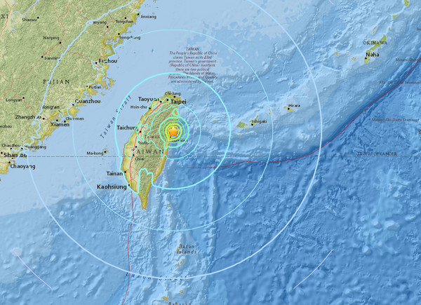 ▲▼美國地質調查所測得花蓮地震規模達6.4。（圖／翻攝自USGS）