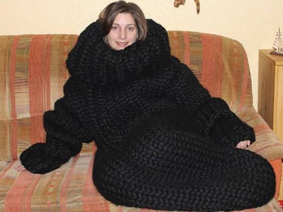 超巨睡袋羊毛衣一件3萬　重15kg穿上後只能躺著耍廢
