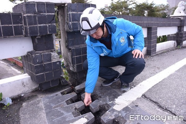 花蓮市尚志橋開始搶修作業，伸縮縫因強震擴張約15公分，結構技師評估可做搶修因應，完成修復之後，將由結構技師做搶修後結構鑑定，再視結果決定是否對外開放。（圖／花蓮縣政府提供）