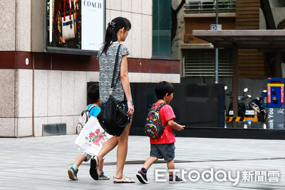 當「成家」變成一場職場豪賭　「年輕人的猶豫」不只是因為薪資