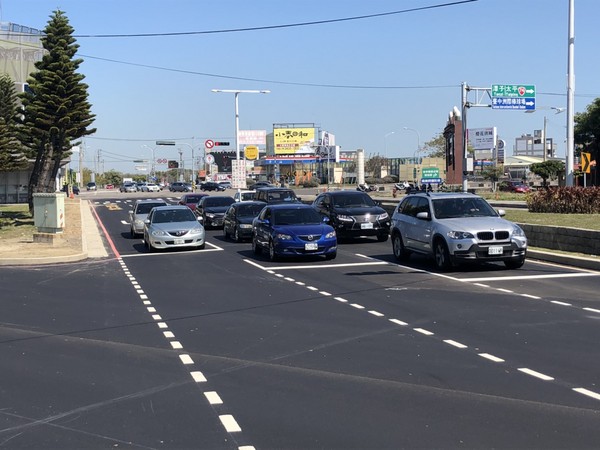 ▲▼中市府增設大雅交流道南向車道疏解交通奏效，除夕行車超順暢。（圖／台中市府提供）