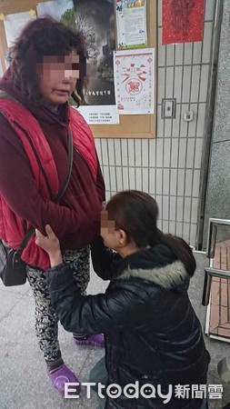 ▲酒駕女怕丟臉不敢回家過年　見母來派出所下跪痛哭道歉。（圖／記者謝侑霖翻攝）