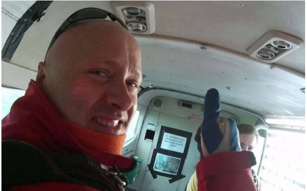 ▲▼ 英國跳傘教練馬什（Carl Marsh）。（圖／翻攝自Telegraph）