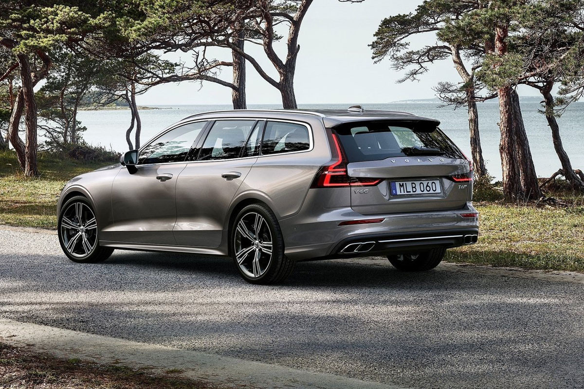 後車廂空間爆增99公升 Volvo全新v60旅行車定裝照釋出 Ettoday車雲 Ettoday新聞雲