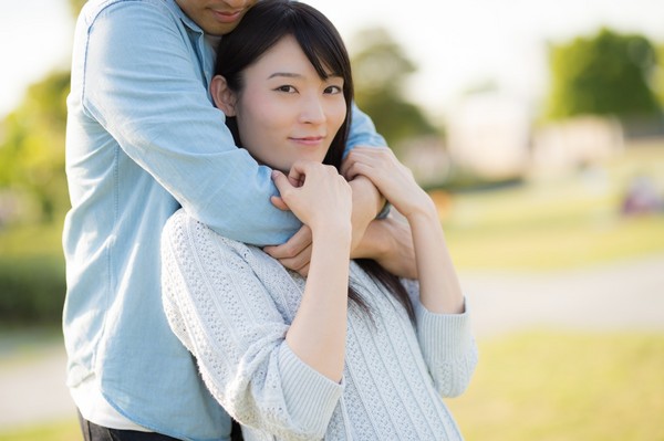 ▲戀情萌芽、長久的關鍵　原來是「激發他的騎士精神」。（圖／取自pakutaso）