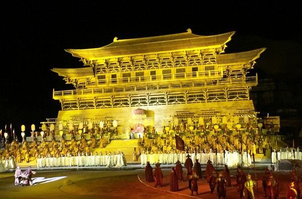 ▲穿越世界的屋脊「青藏鐵路」！（圖／鳳凰旅遊）