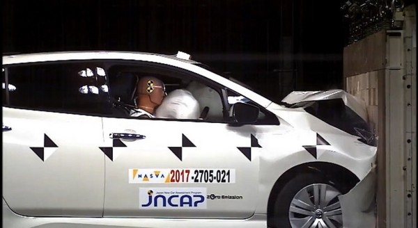 Nissan電動車Leaf預計2019年登台　日本撞擊測試搶先撞給你看（圖／翻攝自JNCAP）
